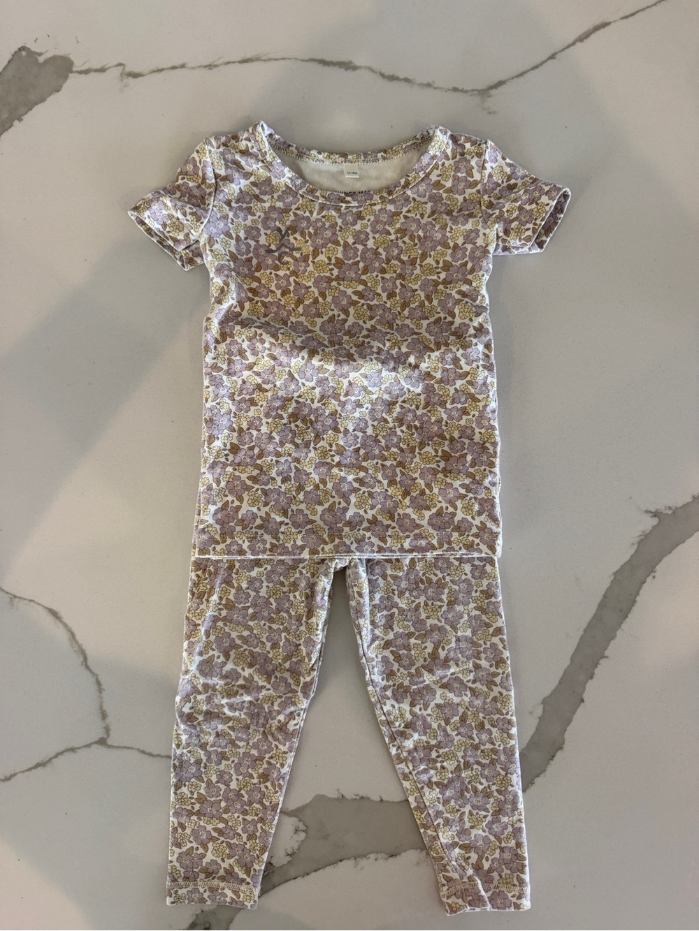 Rare Yellowstone Club Quincy Mae Exclusive Floral Pajama Set 12-18